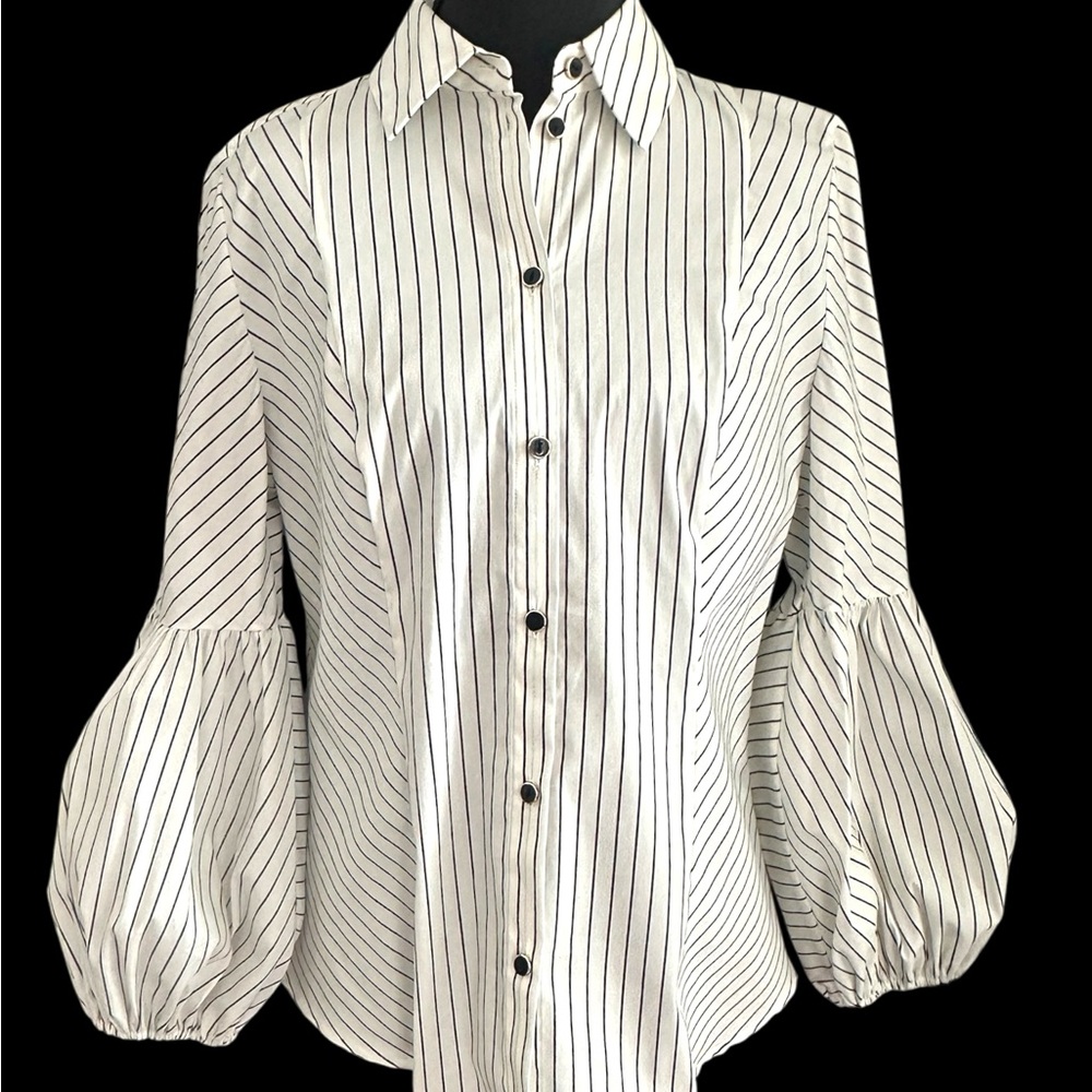 NWT Chico's Black Label White with Black Stripes Button Down w/ Balloon Sleeves
